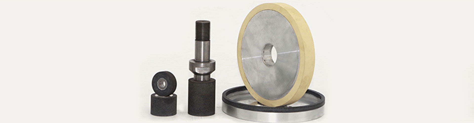 Vitrified bond grinding wheel
